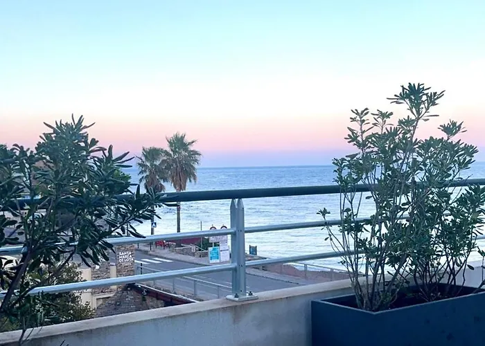 De Standing Miomo * Santa-Maria-di-Lota